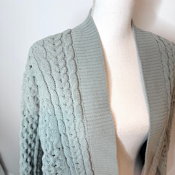 Abercrombie & Fitch Cable Chunky Knit Open Front Cardigan Sage Green Size Medium - Picture 6 of 12